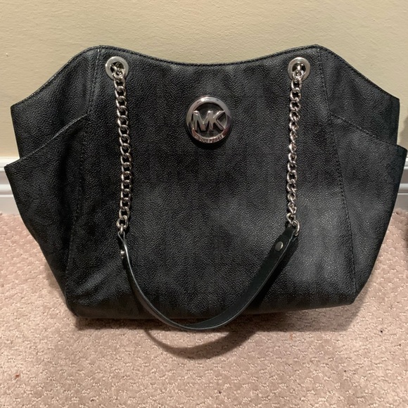 Michael Kors Chain Shoulder Bag - Picture 1 of 7